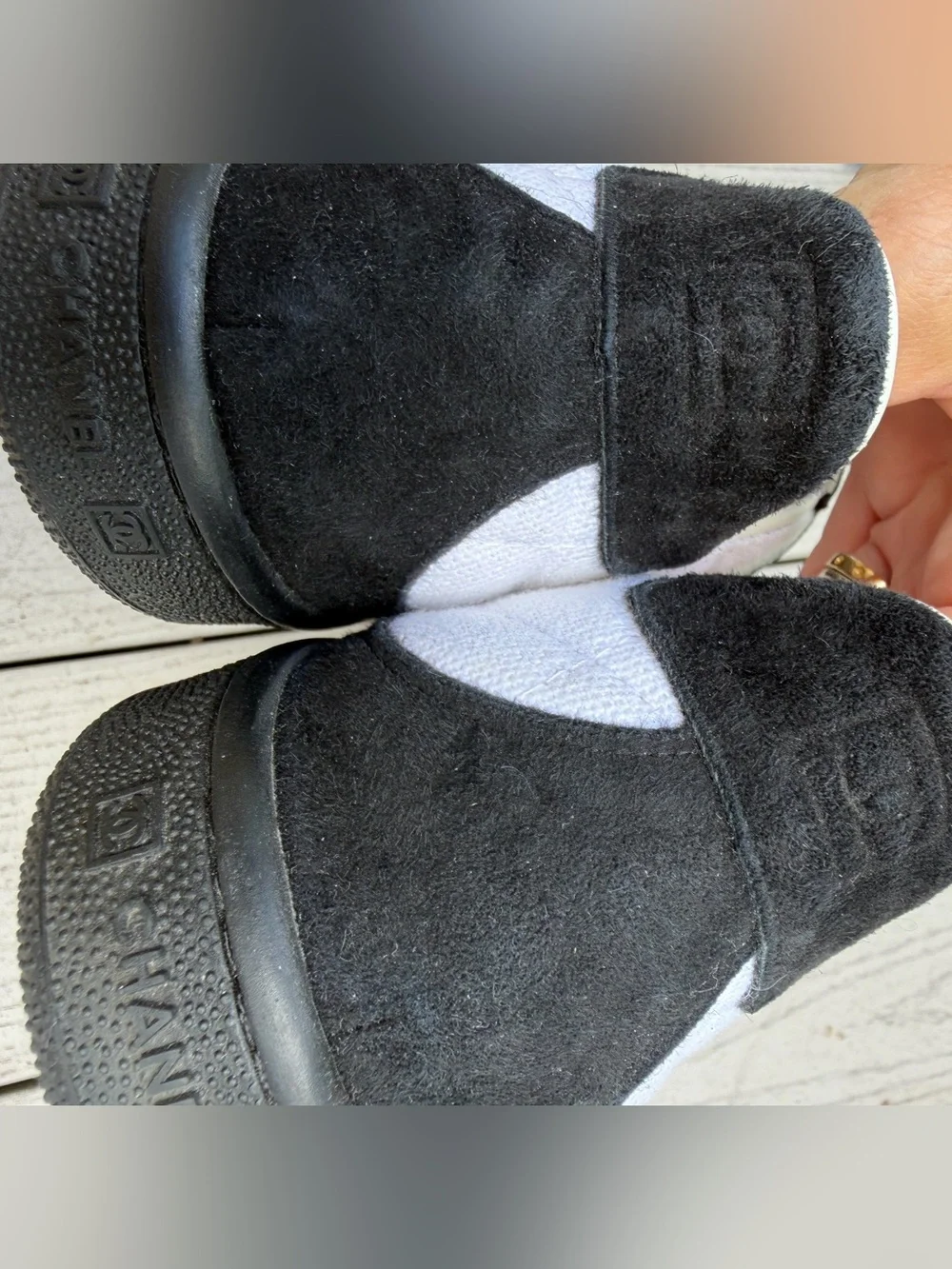 CHANEL comfortable casual